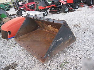 Bucket snow mulch 72