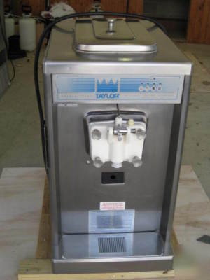Taylor 750 single flavor ice cream machine 