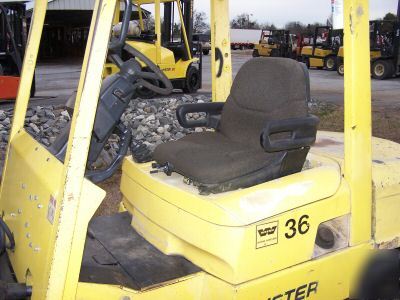 Hyster 6000 lb cap. diesel solid pneumatic forklift