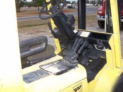 Hyster 6000 lb cap. diesel solid pneumatic forklift