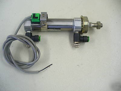 Ckd CMK2-m-00-25-50 air cylinder 1