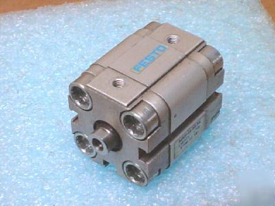 Festo 156523 advu-25-10-pa cylinder - used