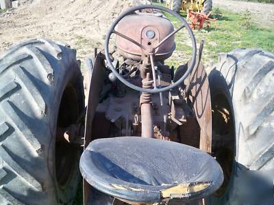 Mcmormick international harvestor 04 tractor