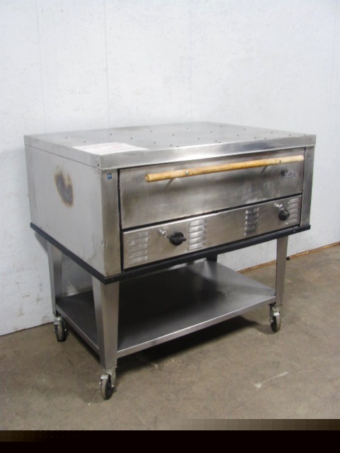 Peerless CW41 gas convection oven