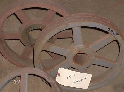 Sawmill 2-3-4-5 grove pulleys-taper locks-gear box 