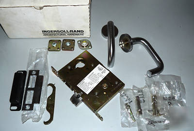 New schlage L9010 93A 626 rh passage keyless lock
