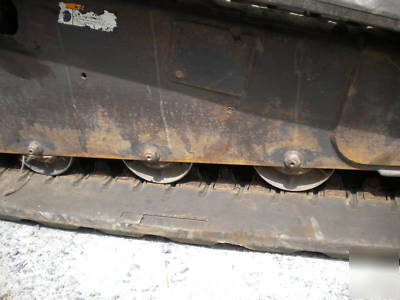 2004 bobcat T300 track skid steer size cat 287B, 299C