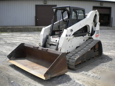 2004 bobcat T300 track skid steer size cat 287B, 299C
