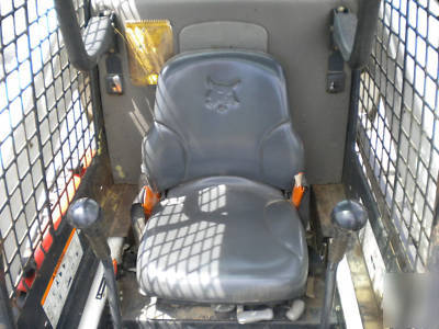 2004 bobcat T300 track skid steer size cat 287B, 299C