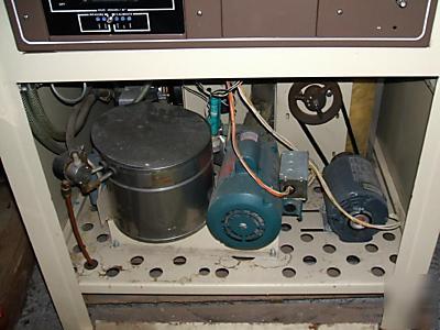 Atlas es-25 xenon weatherometer. nice machine 
