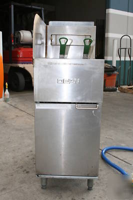 Dean natural gas 40 lbs. deep fryer with basket + hose