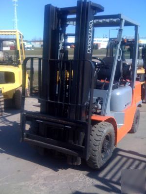 Halla pneumatic 5000 lb forklift fork lift lifttruck