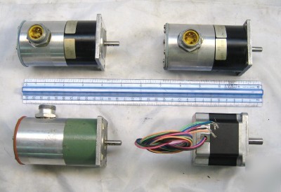 Lot 4 stepping motors- vexta PK566-na pacsci 20-2220D