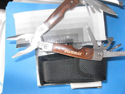 Vermeer multi plier tool kit with case, leatherman like