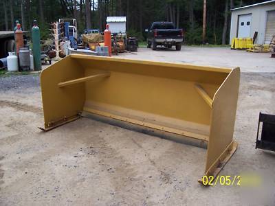 2060 mustang skidsteer