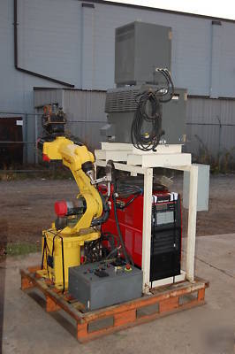 Fanuc arcmate 100I RJ2 lincoln mig welding robot 6 axis