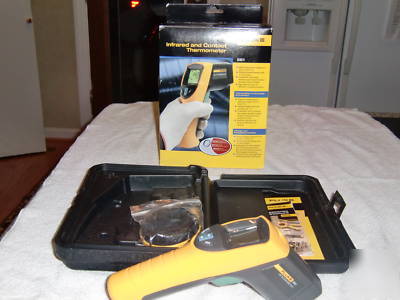 Fluke infrared and contact thermometer 561- slightly u 