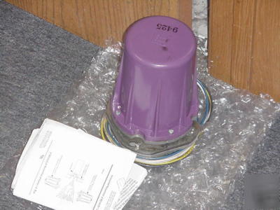 Honeywell (C7012E 1104) C7012E1104 flame detector 