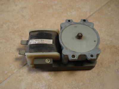 New 120VAC reduction motor gear 8RPM 7200-0005 eagle 
