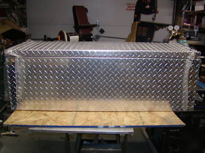 Diamond plate tool box chest dock box truck tool box