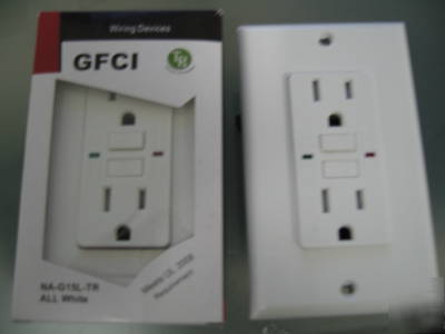 New (30) gfci tamper resistant 15 amp white led code 08