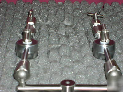 New automatic retractor set - never used 