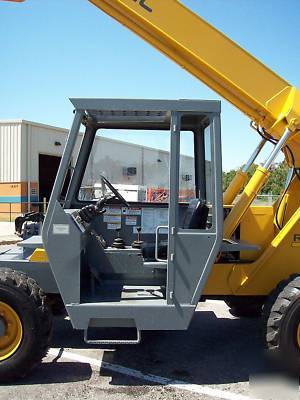 New gehl RS5 forklift,34' height, lifts 6000 lbs, tires