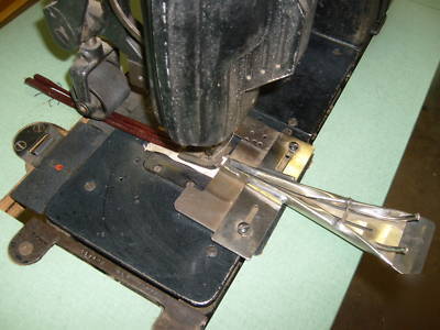 Singer 300W201 industrial double needle chainstitch 