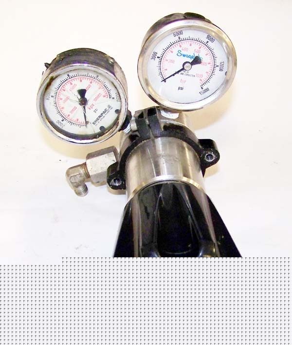 Tescom pressure valve w/enerpac&swagelok gauge-15K psi